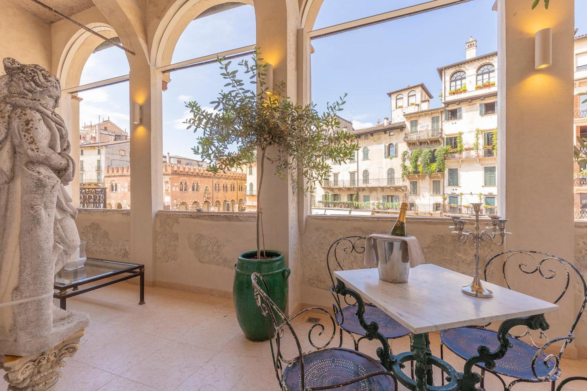 Corte Realdi Piazza Erbe Guest house 3*
